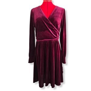 NEW NWT Tommy Hilfiger MAROON RED VELVET FIT FLARE Dress size Women 8